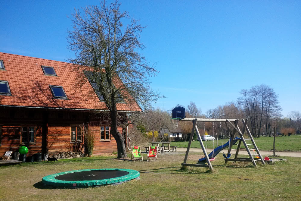 Spielplatz FW "Ziege" Spielen-1.jpg